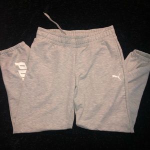 🤍Light grey puma sweatpants🤍
